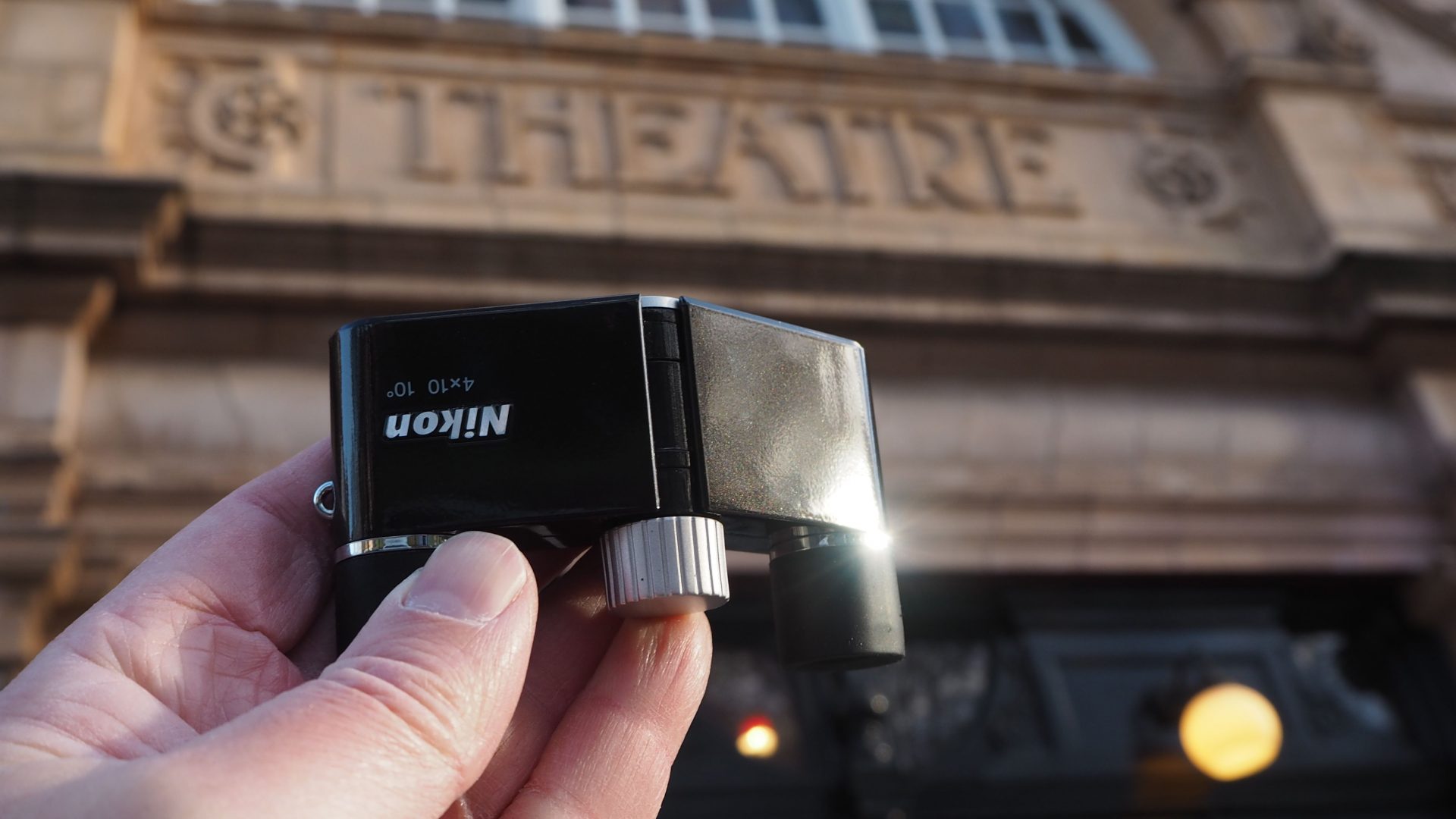 Бинокль Nikon 4x10D CF: крошечный помощник | DGL.RU