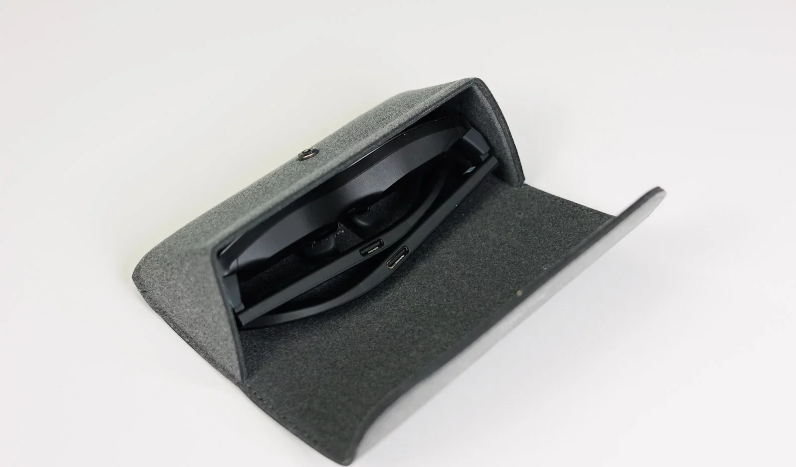 Обзор RayNeo Air 3s Pro: потрясающие XR-очки по отличной цене картинка RayNeo Air 3s Pro