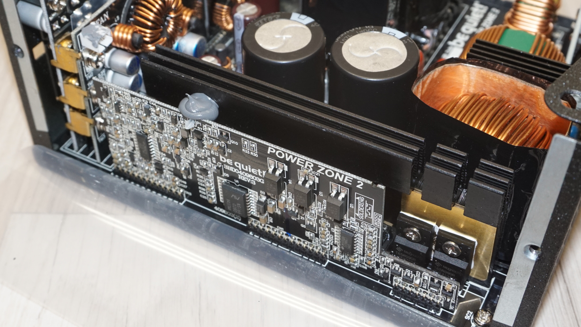 Блок питания be quiet! Power Zone 2 850W | DGL.RU