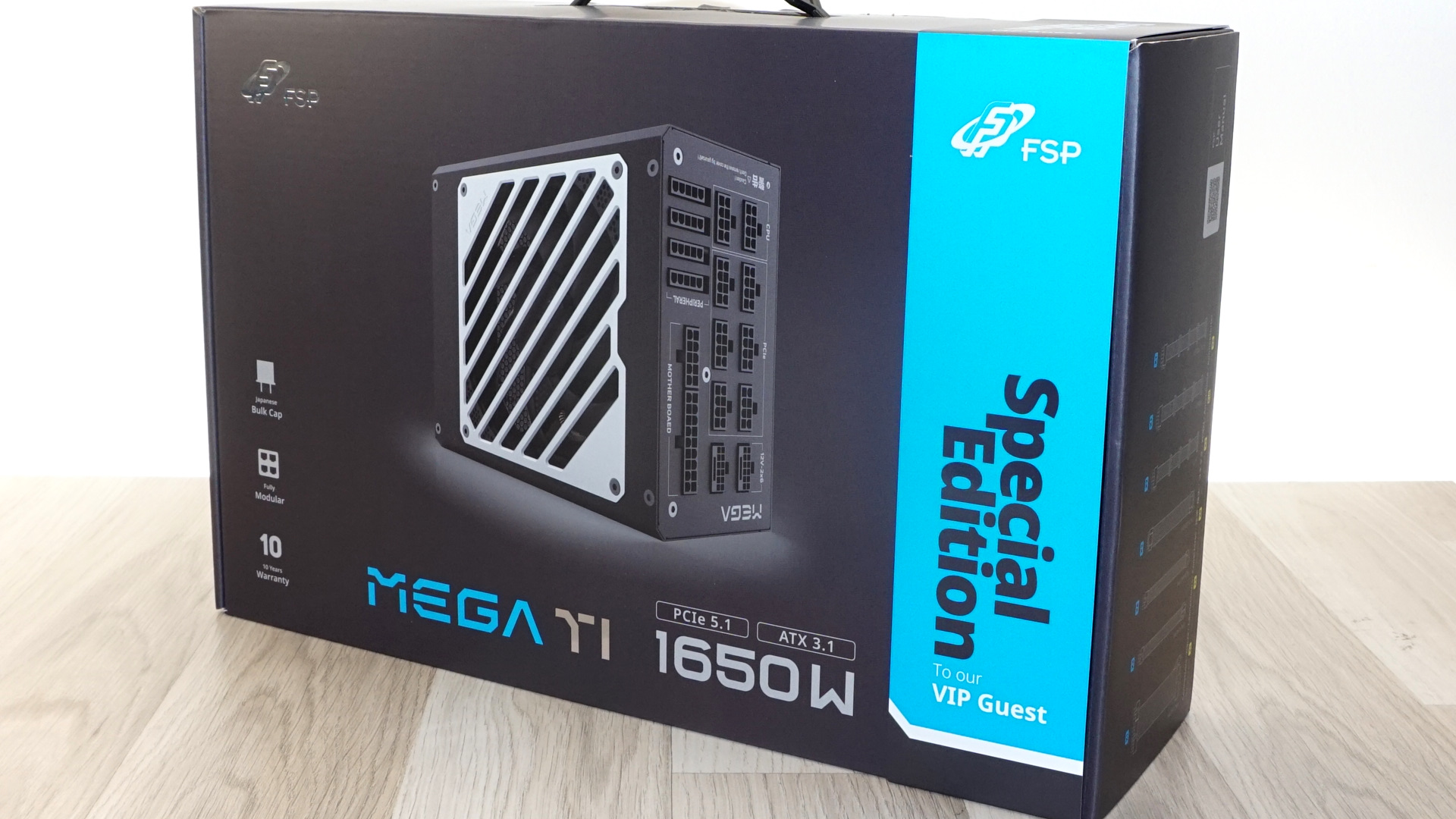 Обзор FSP MEGA TI 1650W Titanium: высокоэффективный блок питания картинка Блок питания FSP MEGA TI 1650W Titanium | DGL.RU