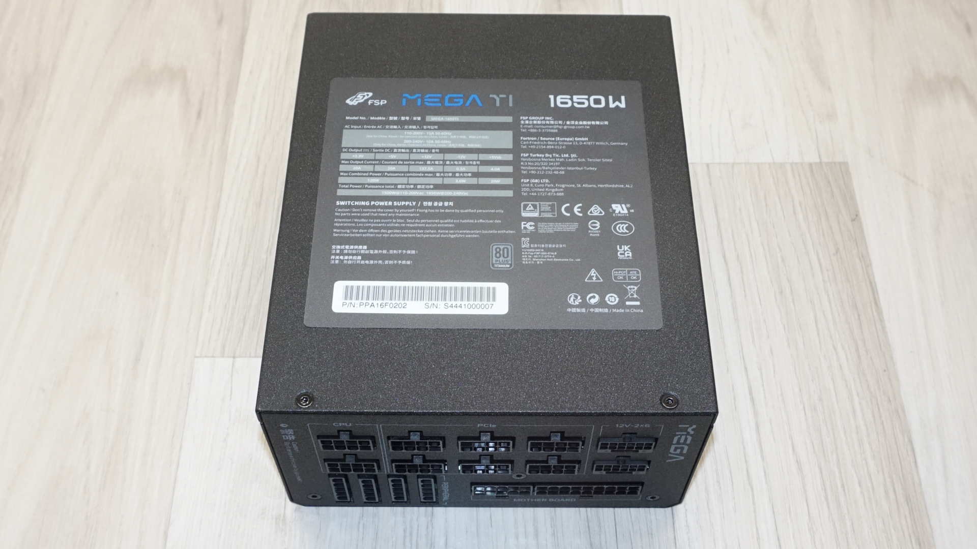 Обзор FSP MEGA TI 1650W Titanium: высокоэффективный блок питания картинка Блок питания FSP MEGA TI 1650W Titanium | DGL.RU