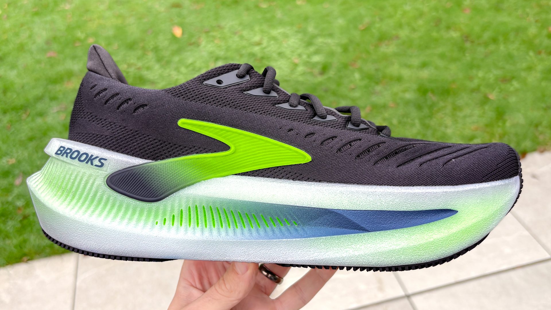 Brooks Glycerin Max 2: комфортные кроссовки | DGL.RU