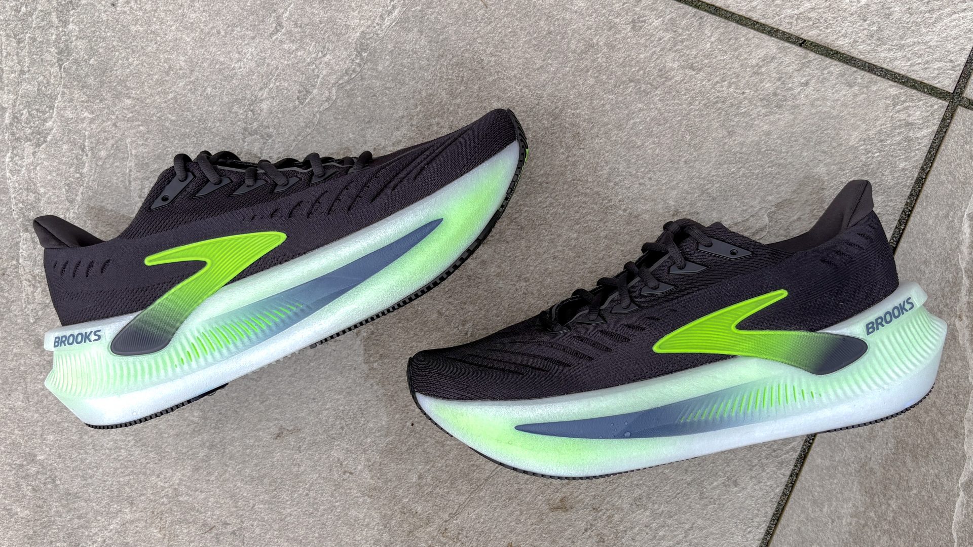 Brooks Glycerin Max 2: комфортные кроссовки | DGL.RU