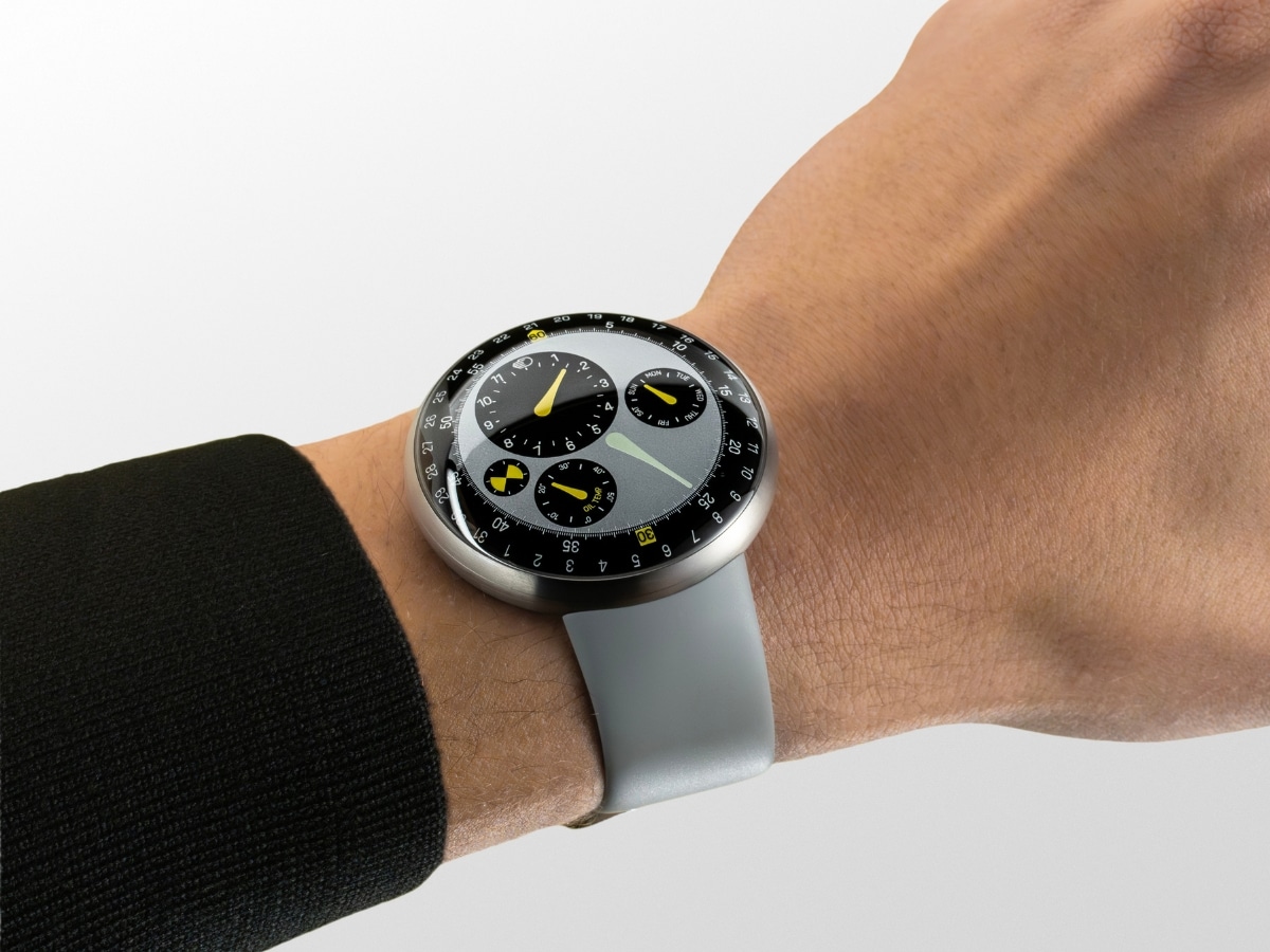 Часы Ressence TYPE 3 MN от Ressence и Ньюсона | DGL.RU