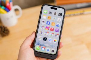 Обзор Mophie Juice Pack для iPhone 15: превосходное качество сборки