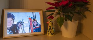 Обзор фоторамки Arzopa D14: стильно демонстрирует ваши снимки 