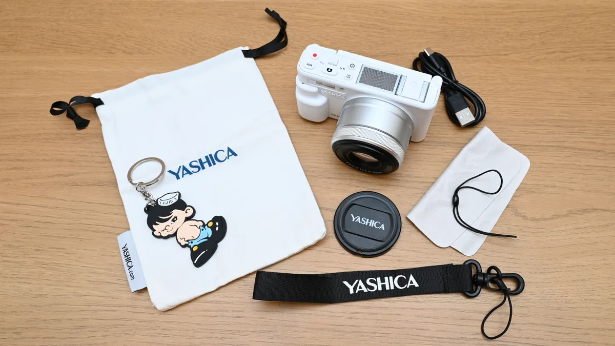 Yashica City 200