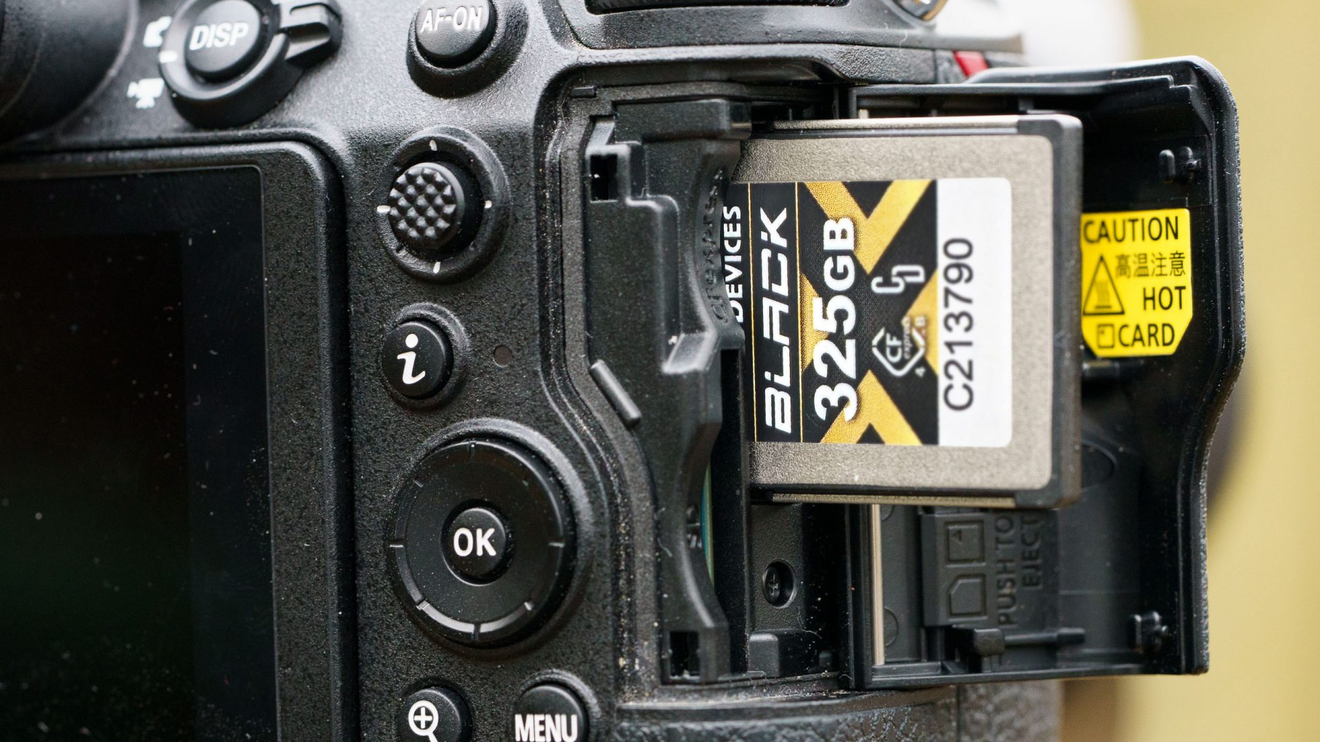 Обзор Delkin Devices Black CFexpress Type B 4.0: отличная карта памяти картинка Devices Black CFexpress Type B: карта памяти | DGL.RU