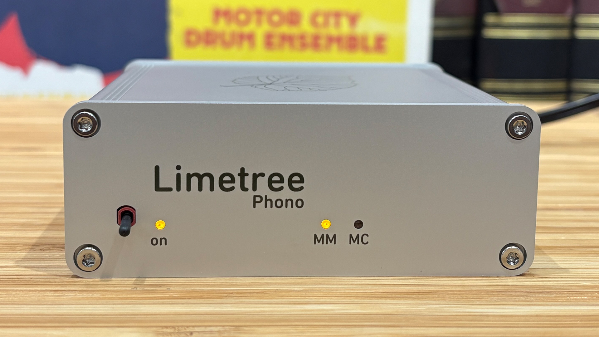 Обзор Lindemann Limetree Phono II: фонокорректор с подвижным магнитом картинка Фонокорректор Lindemann Limetree Phono II | DGL.RU
