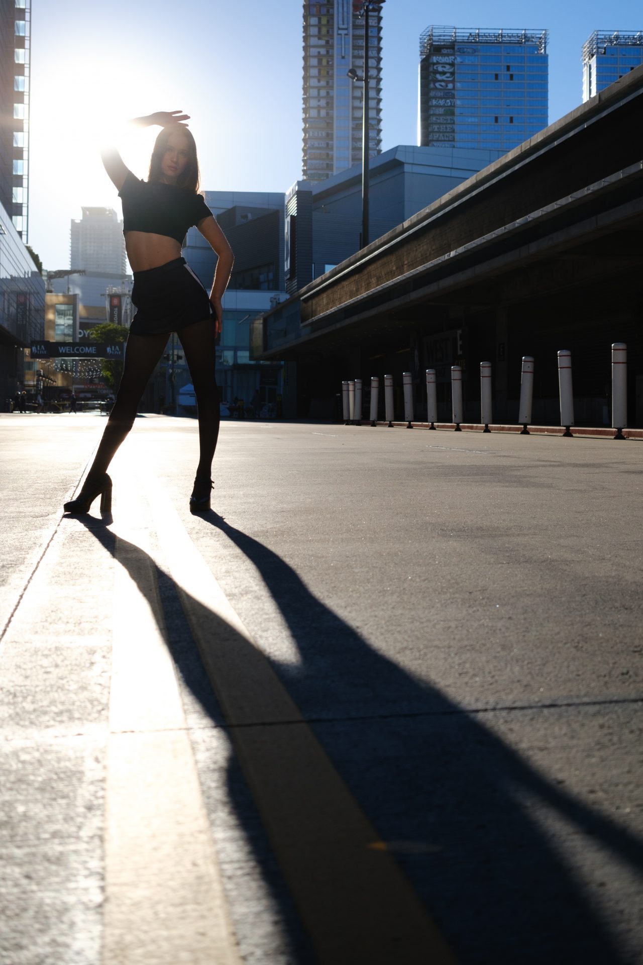 Обзор Fujifilm 23mm f/2.8 R WR: крошечный «блинчик» превращает беззеркальную камеру в компактную картинка Fujifilm 23mm f/2.8 R WR — компактный объектив | DGL.RU