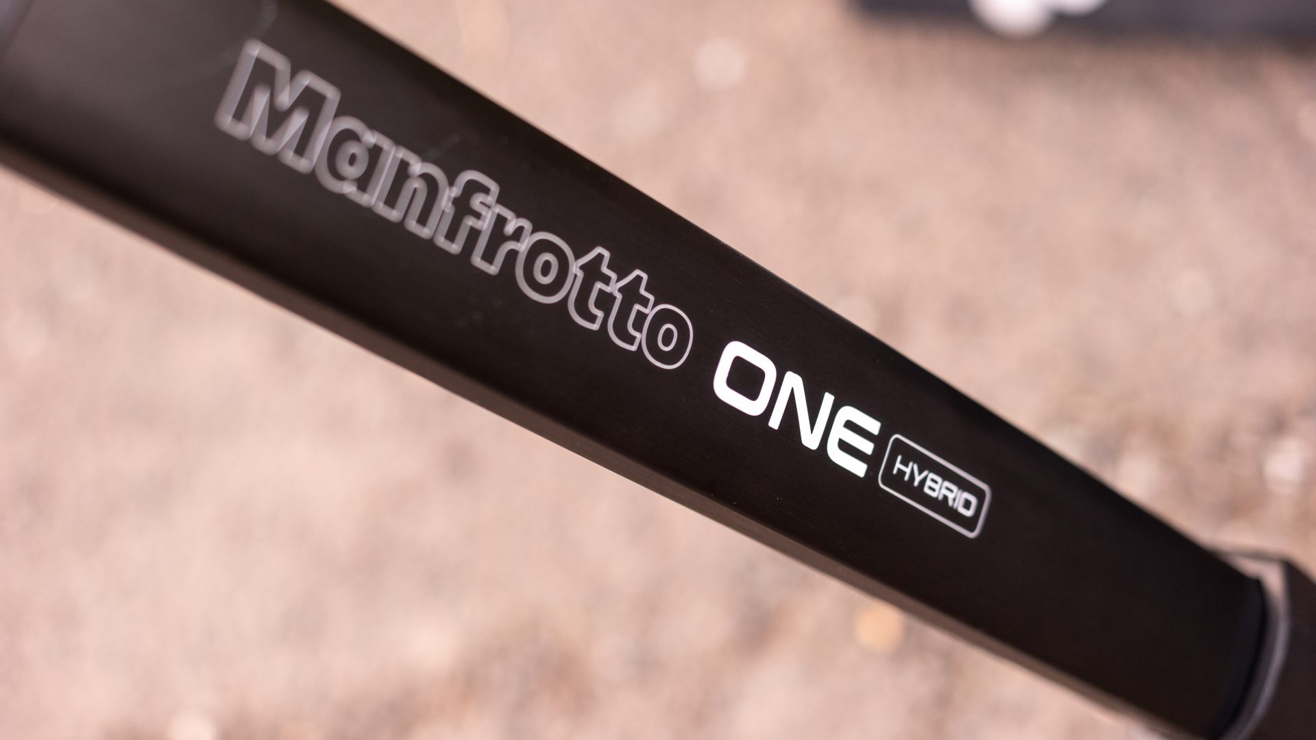 Обзор Manfrotto One Hybrid: лучший профессиональный штатив картинка Гибридный штатив Manfrotto One — для профи | DGL.RU