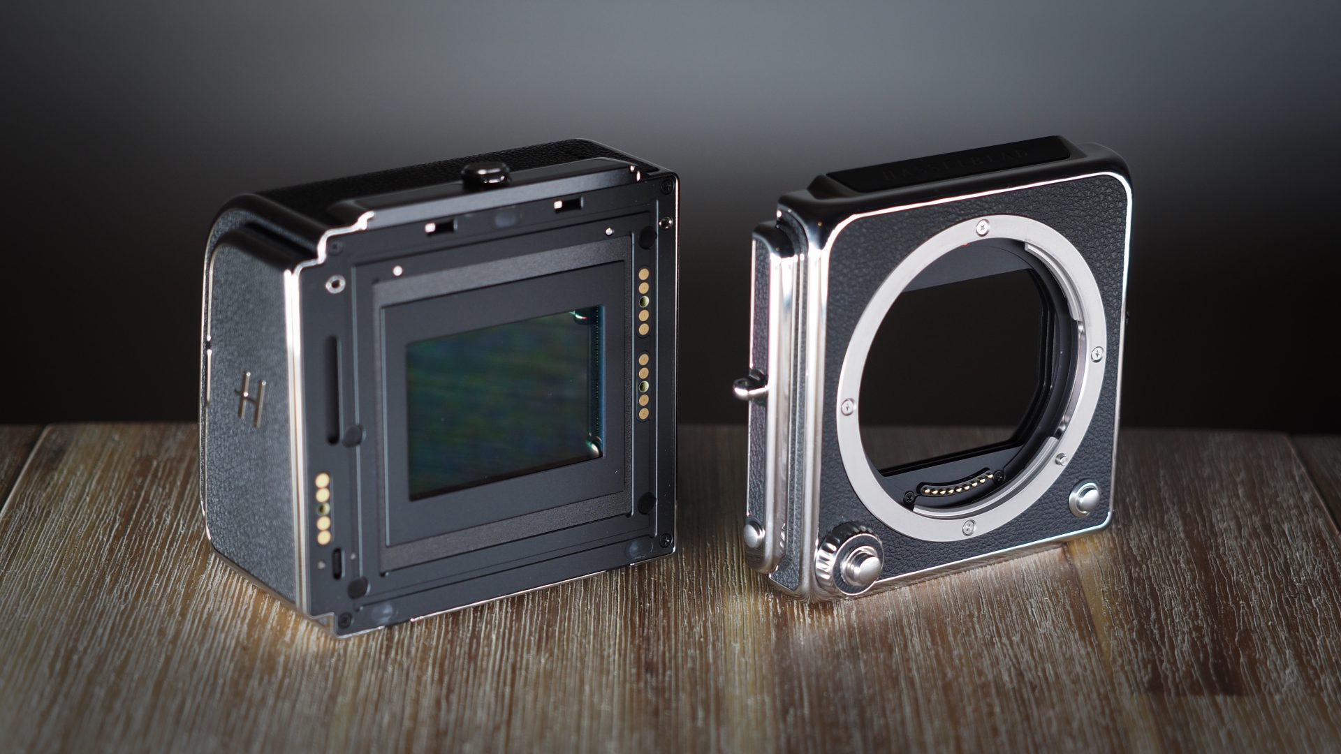 Hasselblad 907X & CFV 100C подешевела, но радость получается не такой уж простой