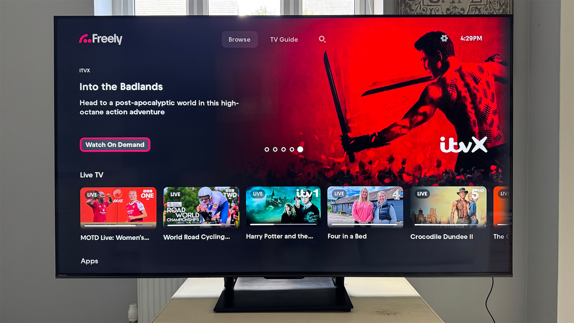 Обзор Hisense U7Q Pro (65U7QTUK Pro) — контрастная VA-панель картинка Hisense U7Q Pro — впечатляющий ТВ | DGL.RU