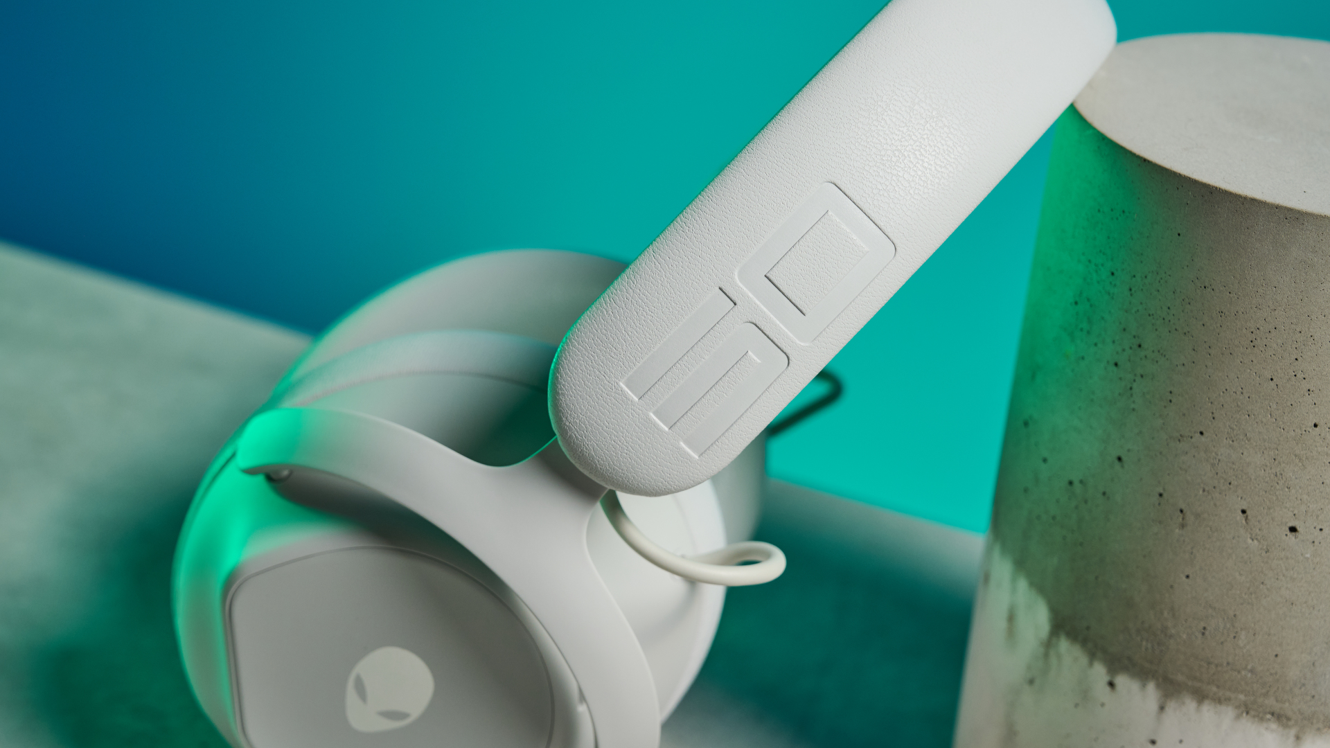 Игровая гарнитура Alienware Pro | DGL.RU