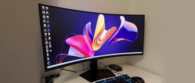 Игровой монитор Samsung Odyssey G7 S40FG75 | DGL.RU1 Игровой монитор Samsung Odyssey G7 S40FG75 | DGL.RU