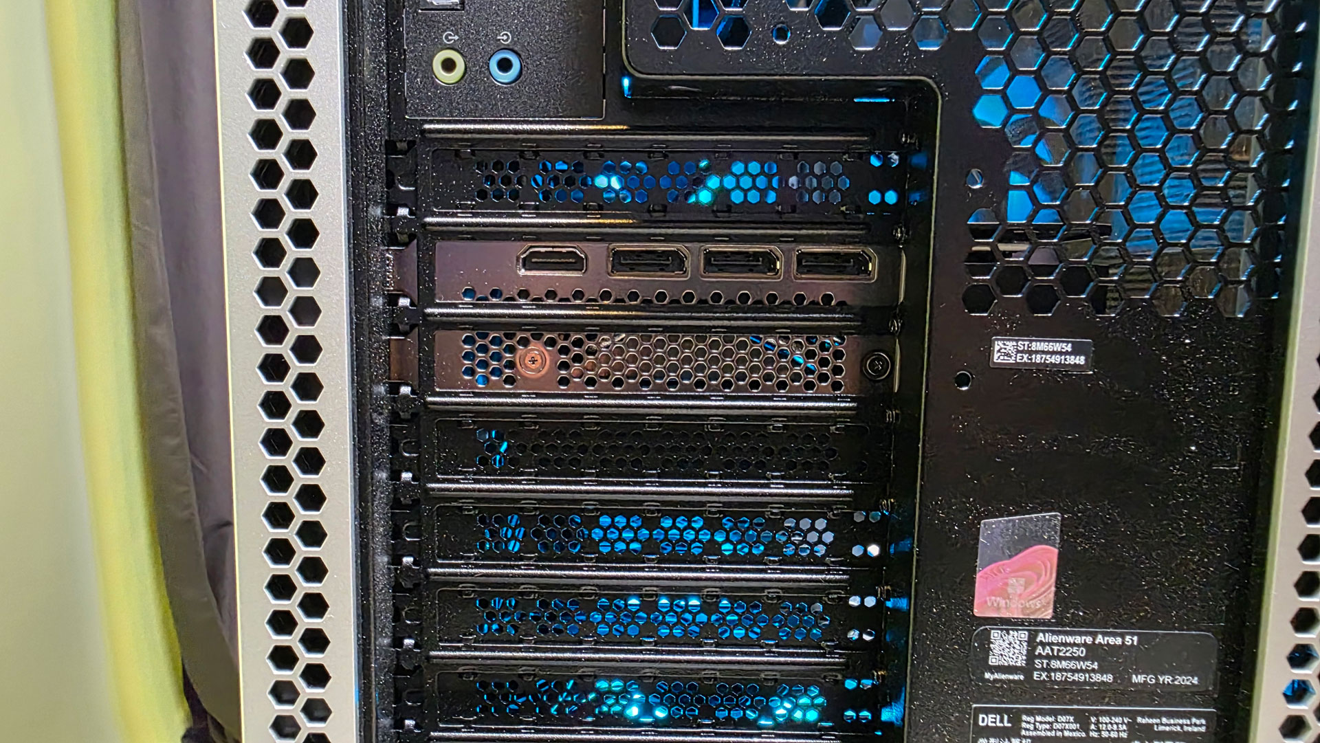 Обзор Alienware Area-51: массивный игровой корпус Dell теперь поддерживает процессоры Intel и AMD картинка Игровой ПК Alienware Area-51 с Intel и AMD | DGL.RU