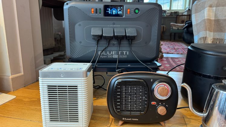 Электростанция Bluetti Apex 300 для автономии | DGL.RU