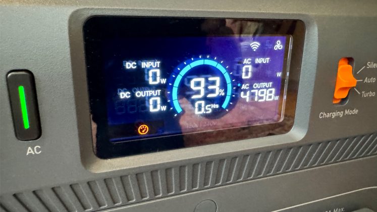 Электростанция Bluetti Apex 300 для автономии | DGL.RU