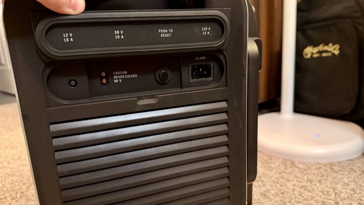 Электростанция Enphase IQ PowerPack 1500 | DGL.RU