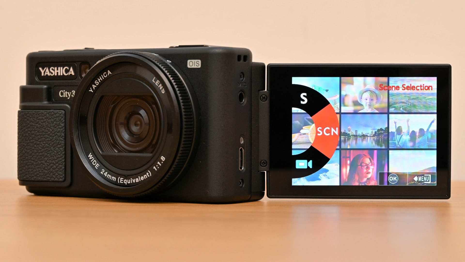 Обзор Yashica City 300: превосходное качество изображения картинка Камера Yashica City 300: стильная, лёгкая | DGL.RU