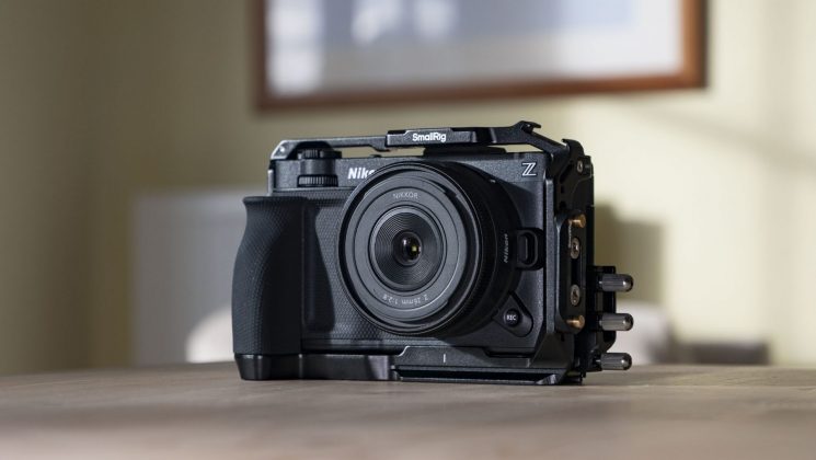 Кинокамера Nikon ZR: компактная мощь | DGL.RU