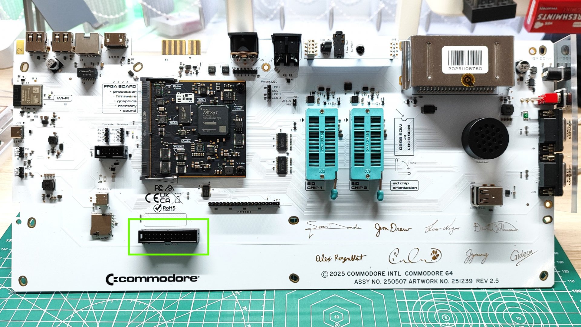 Компьютер Commodore 64 Ultimate и эпоха 80-х | DGL.RU