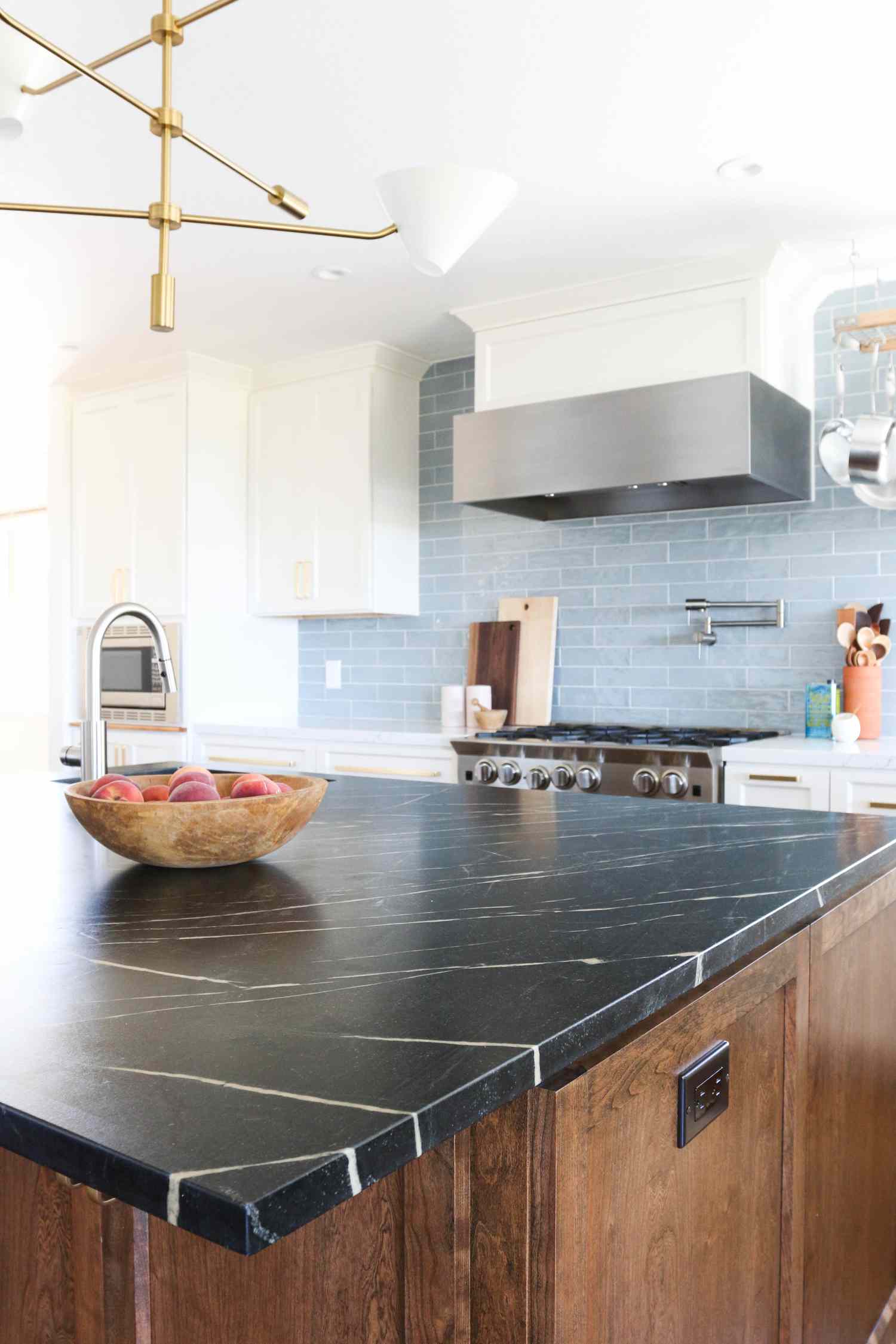 Кухонные столешницы 2026: материалы | DGL.RU