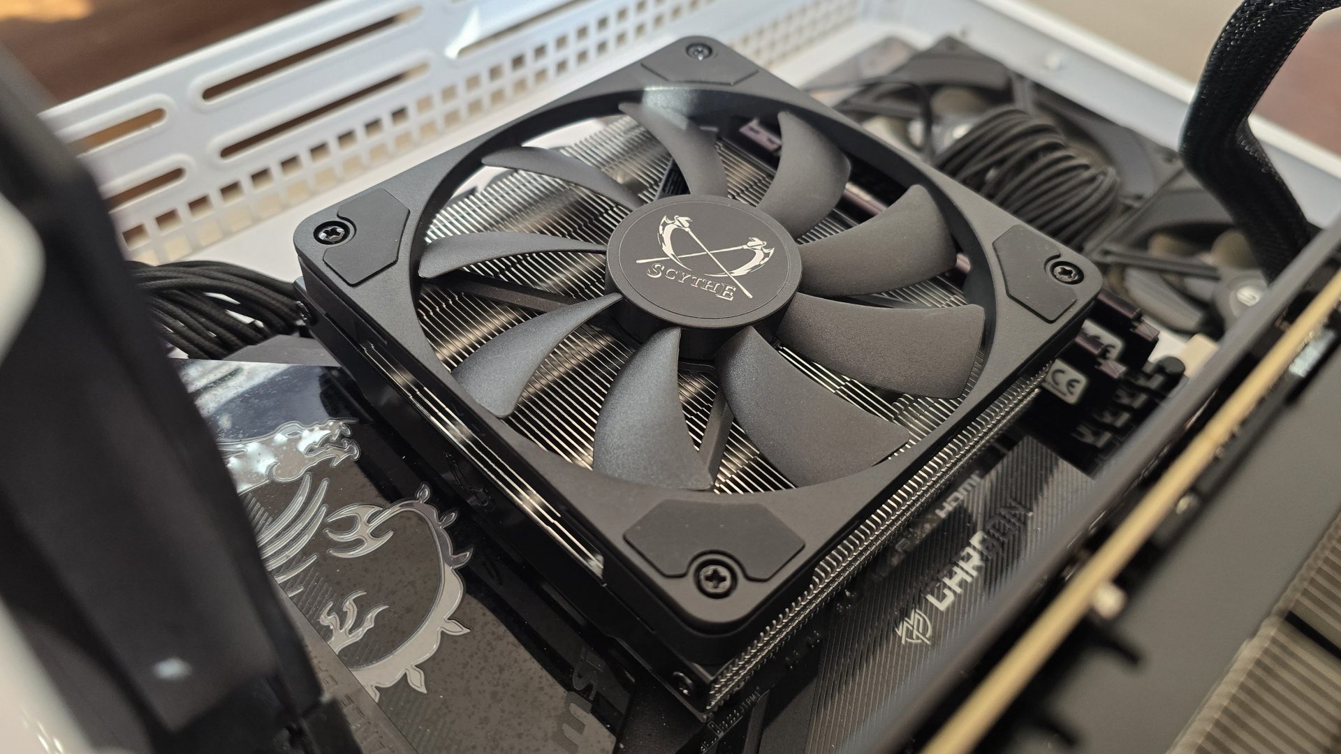 Обзор Scythe Big Shuriken 4: компактная система охлаждения для Mini-ITX картинка Кулер Scythe Big Shuriken 4: тихое охлаждение | DGL.RU