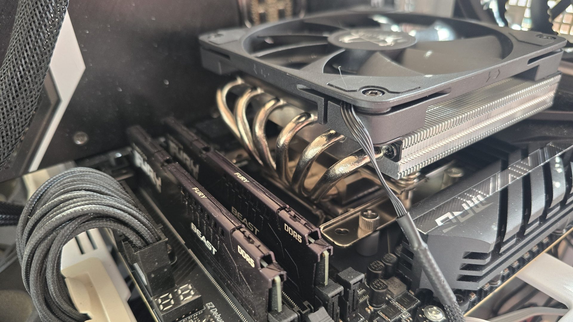 Обзор Scythe Big Shuriken 4: компактная система охлаждения для Mini-ITX картинка Кулер Scythe Big Shuriken 4: тихое охлаждение | DGL.RU