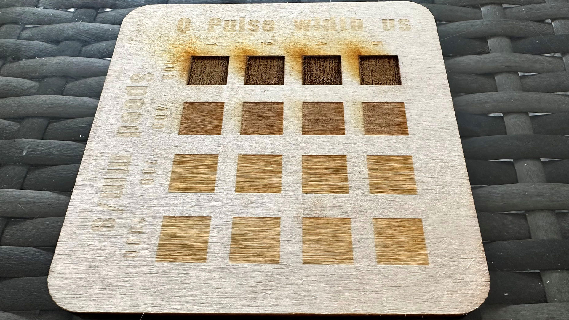 Обзор ComMarker Omni X: усовершенствованный 5-ваттный УФ-лазерный резак и гравер картинка Лазер ComMarker Omni X: закрытая конструкция, LiDAR