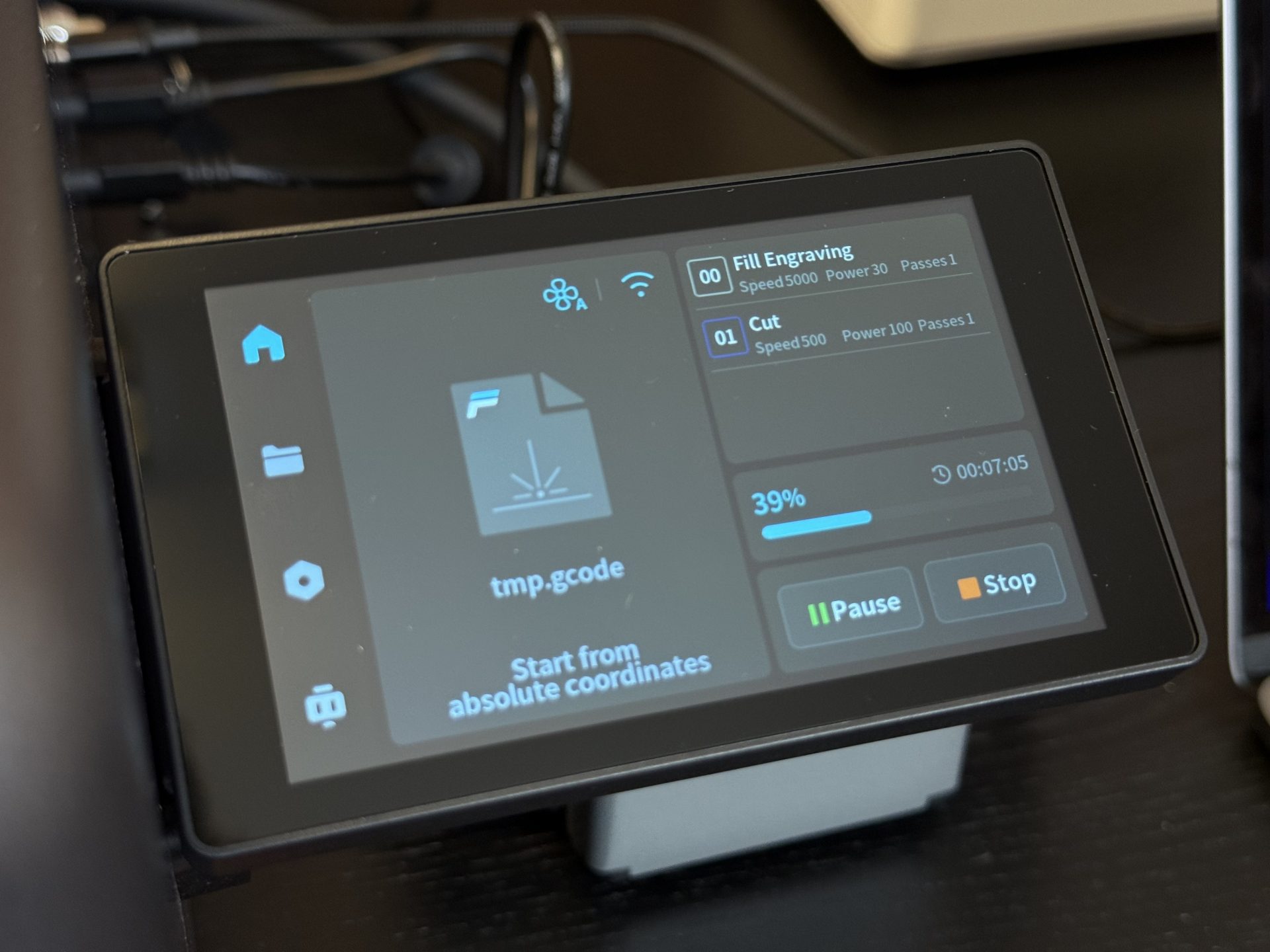Обзор Creality Falcon A1 Pro 20 Вт: закрытый диодный лазер картинка Лазерный станок Creality Falcon A1 Pro | DGL.RU
