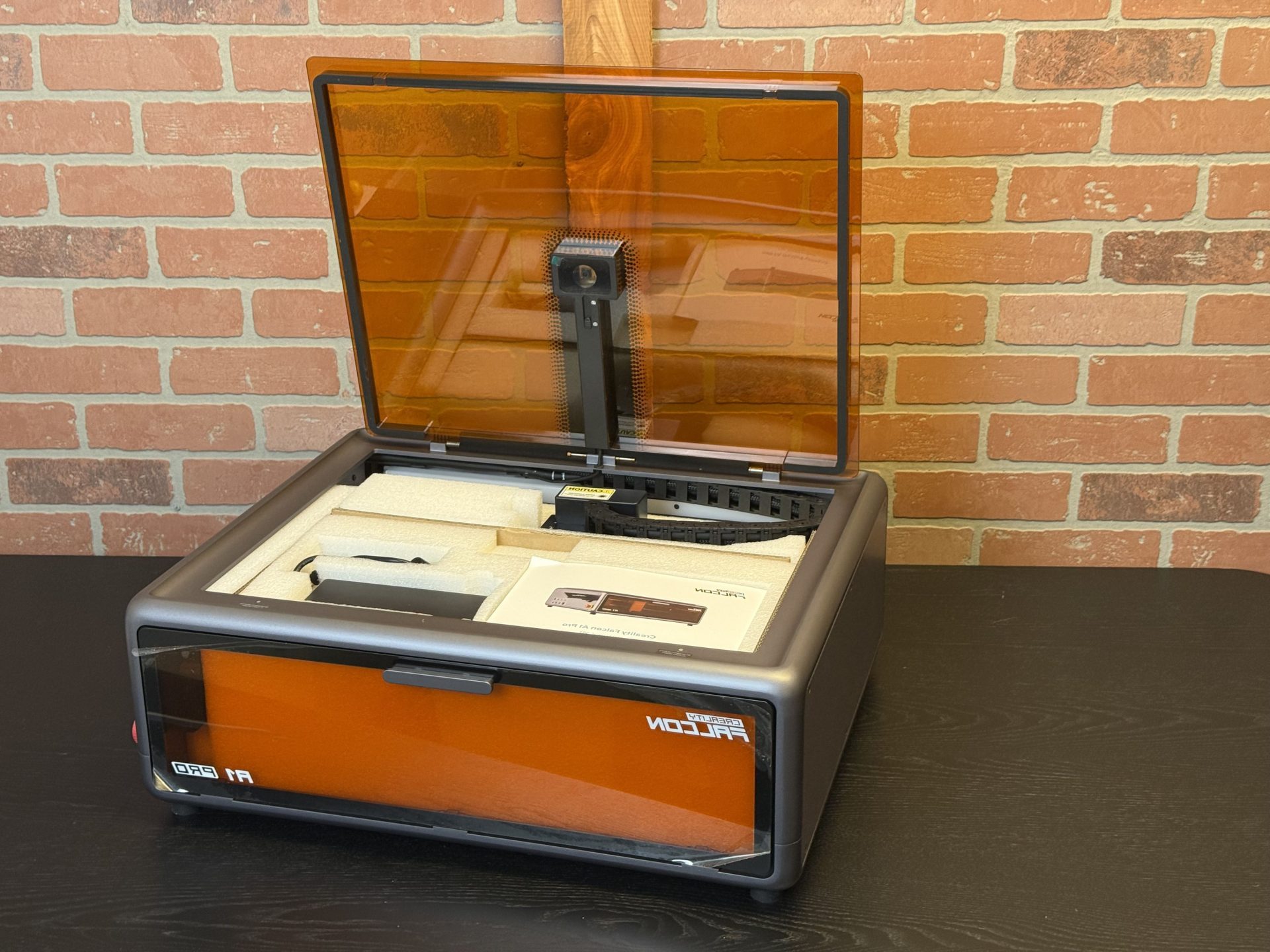 Обзор Creality Falcon A1 Pro 20 Вт: закрытый диодный лазер картинка Лазерный станок Creality Falcon A1 Pro | DGL.RU