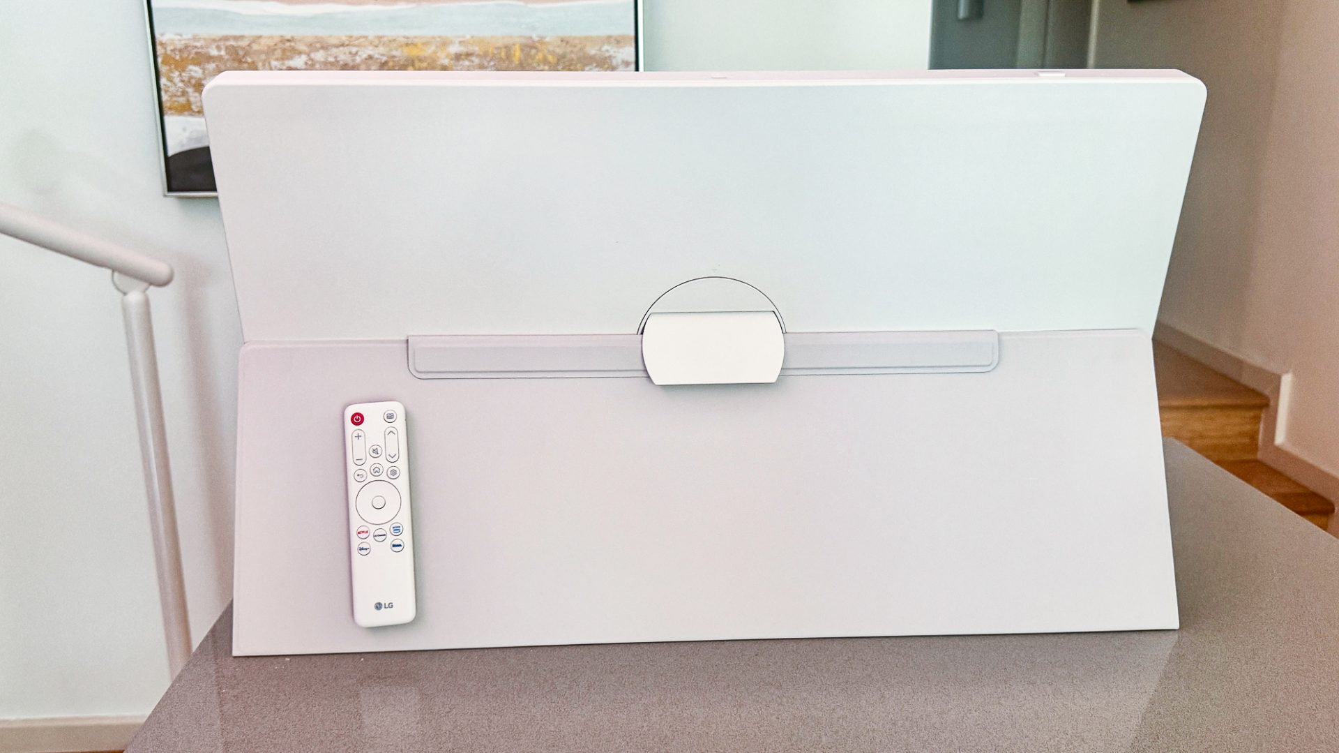 Обзор LG StanByMe 2 – восторг от дисплея картинка LG StanByMe 2: универсальный телевизор | DGL.RU