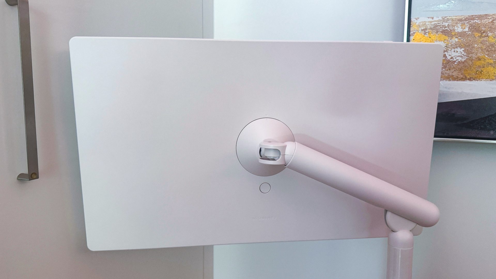 Обзор LG StanByMe 2 – восторг от дисплея картинка LG StanByMe 2: универсальный телевизор | DGL.RU