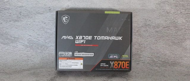 Материнская плата MSI MAG X870E Tomahawk Wifi1 Материнская плата MSI MAG X870E Tomahawk Wifi