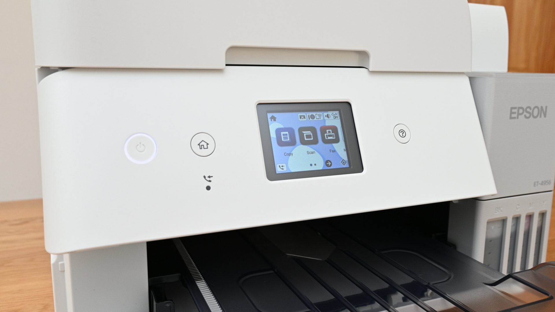 Обзор Epson EcoTank ET-4950: экономичный многофункциональный принтер картинка МФУ Epson EcoTank ET-4950: экономичный принтер | DGL.RU