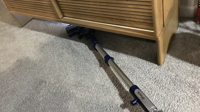 Shark Stratos Upright AZ3002