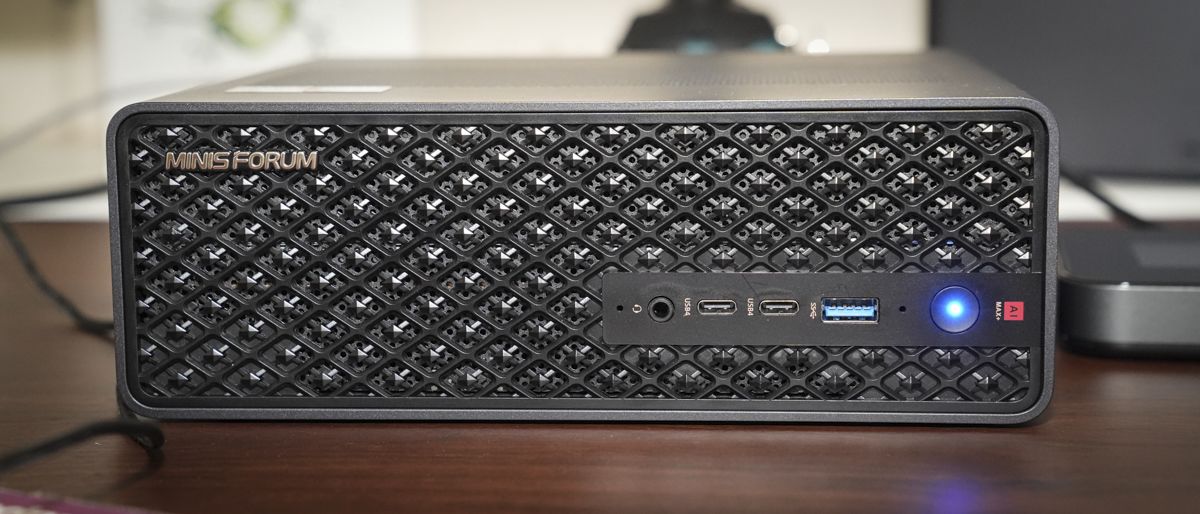 Обзор мини-ПК Minisforum MS-S1 Max: мощная рабочая станция для ИИ 