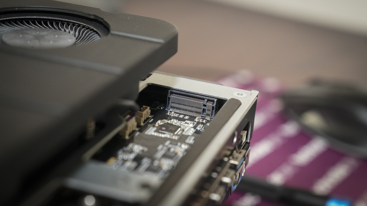 Мини-ПК Minisforum MS-S1 Max: станция для ИИ | DGL.RU