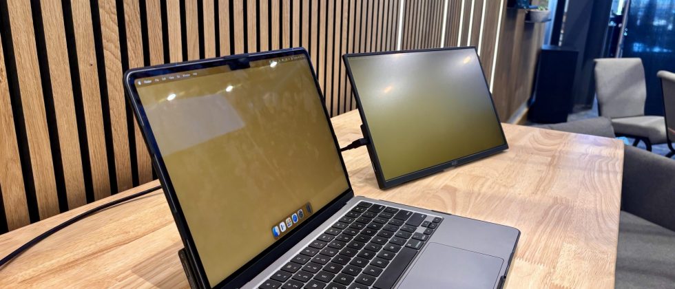 Монитор MSI Pro MP165 E6 &mdash; для поездок | DGL.RU