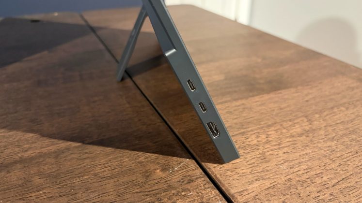 Монитор MSI Pro MP165 E6: максимум простоты | DGL.RU