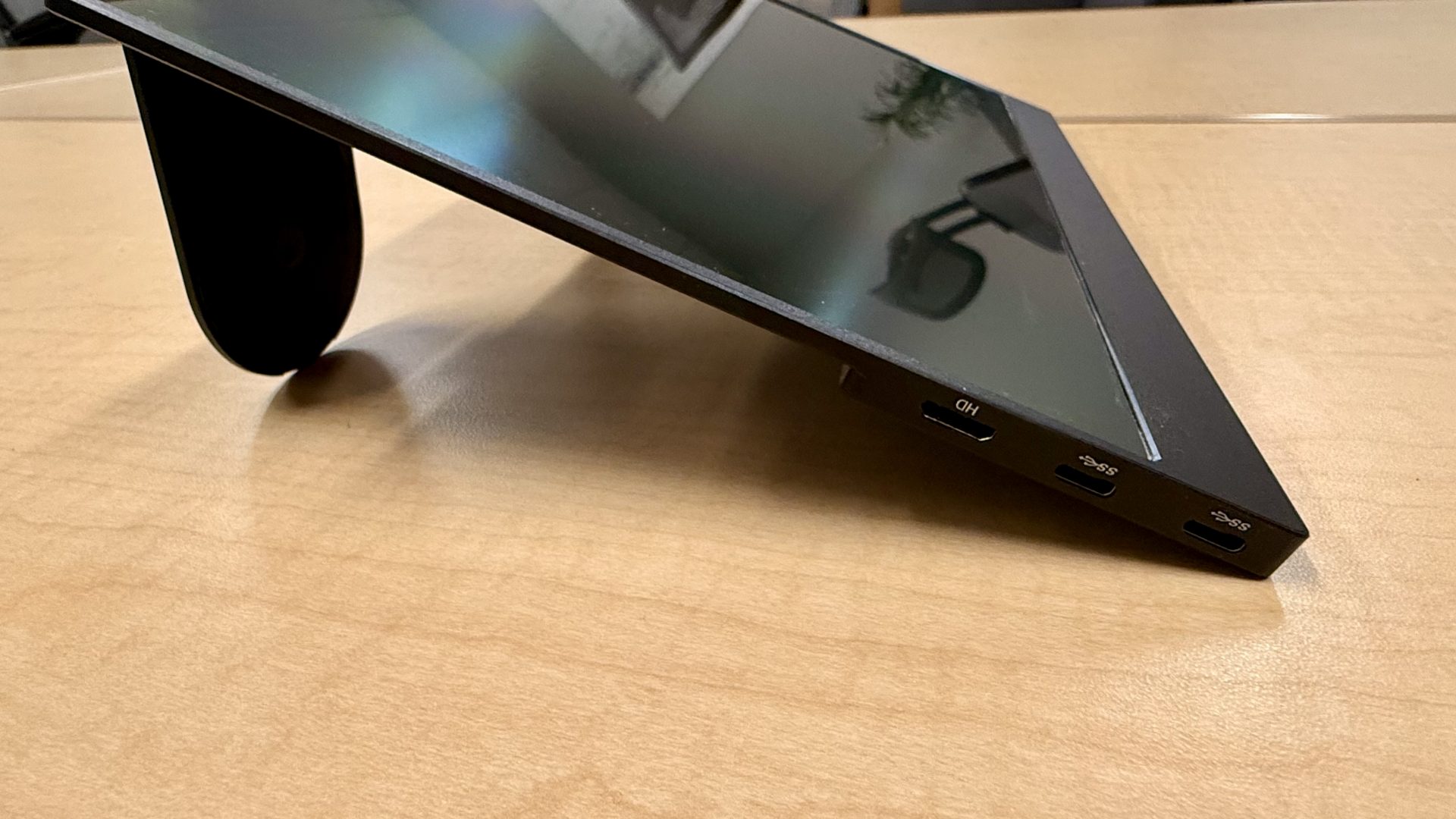 Монитор UPerfect UColor O Lite 13,3" 4K OLED | DGL.RU