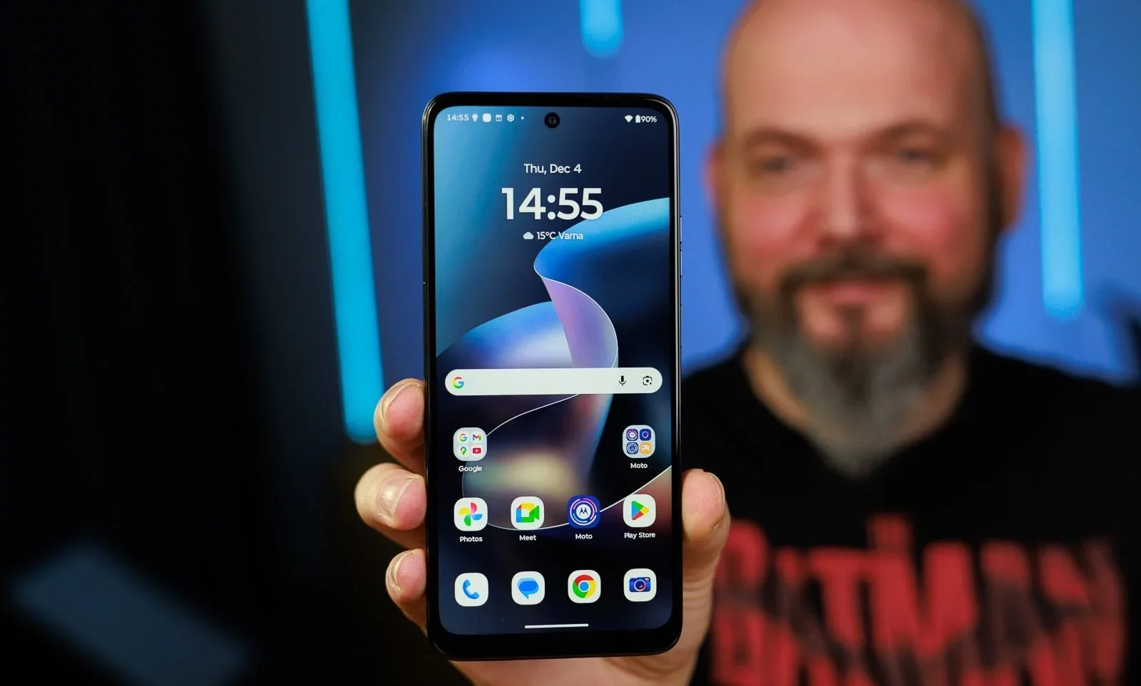 Бюджетные смартфоны Samsung A16 5G и Moto G | DGL.RU