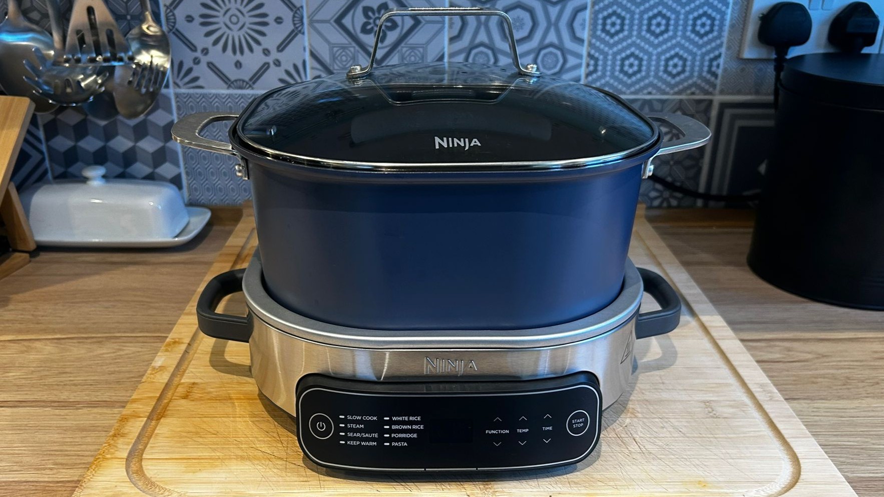 Обор мультиварки Ninja Foodi PossibleCooker: готовит нежный рис и тающее во рту мясо картинка Мультиварка Ninja Foodi PossibleCooker | DGL.RU