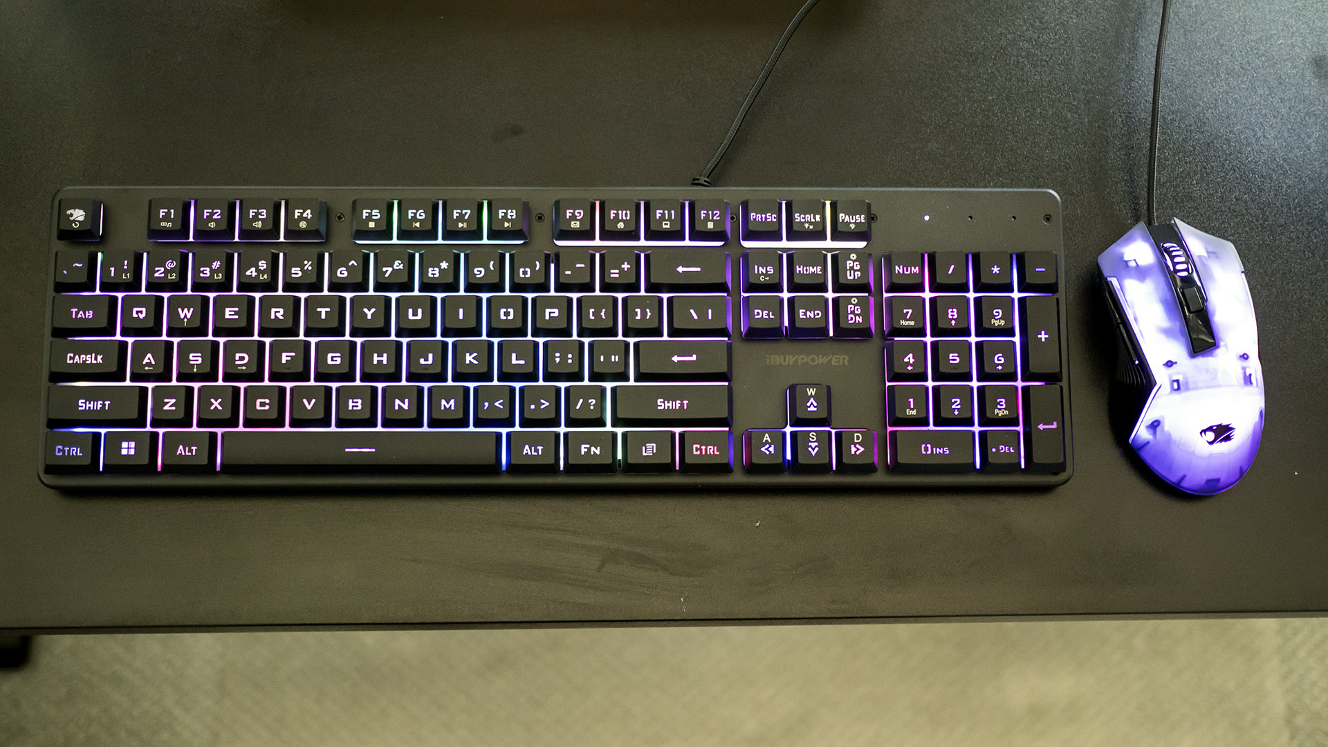 Настольный ПК iBuyPower Y40 Pro: красивый и шумный