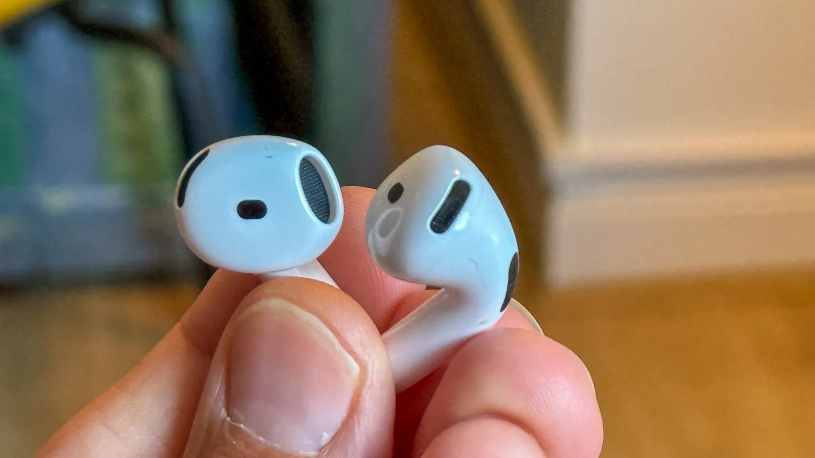 AirPods и топ-3 наушников, которые стоит взять на Рождество, чтобы не пожалеть картинка Наушники для подарка AirPods: три лучшие модели | DGL.RU