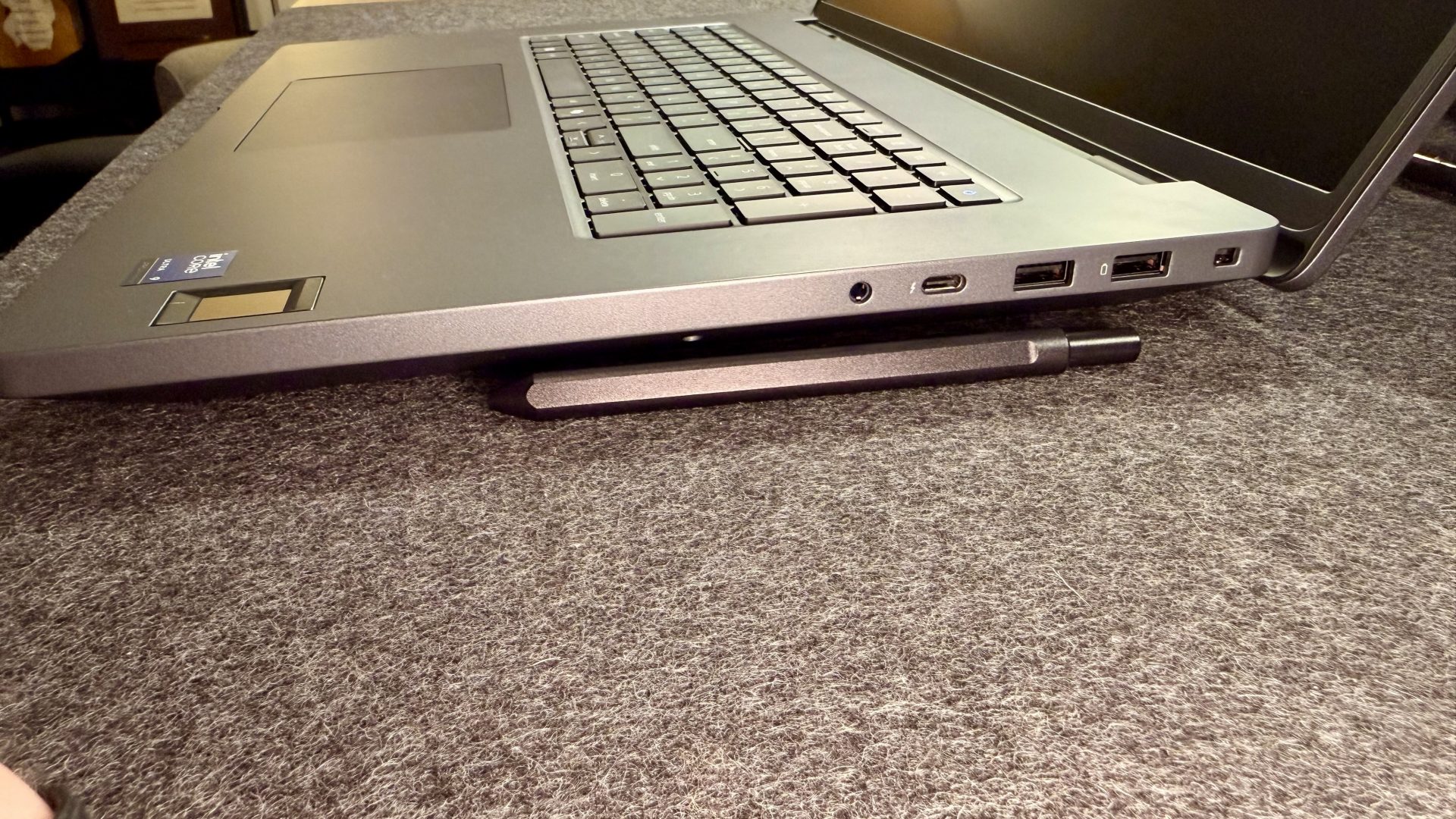 Ноутбук Dell Pro Max 18 Plus: рабочая станция | DGL.RU