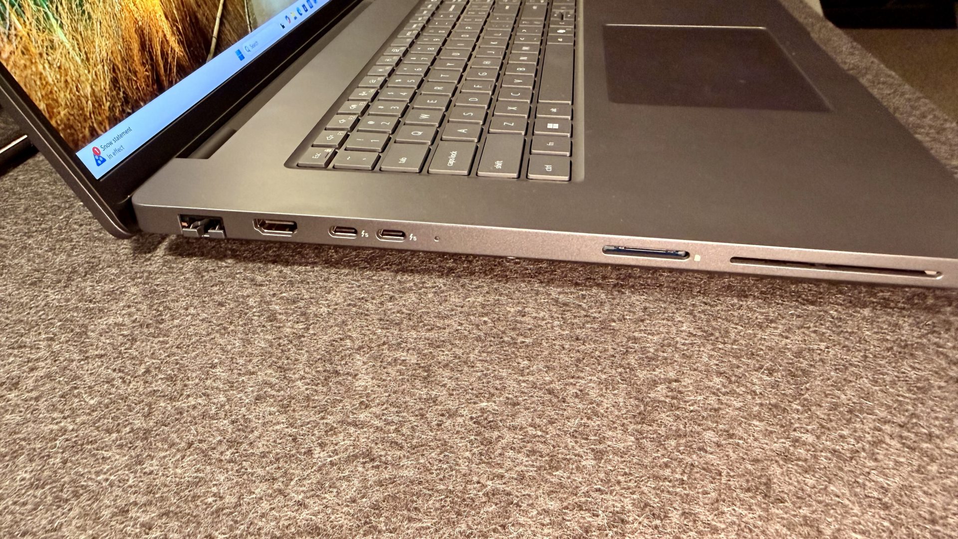 Ноутбук Dell Pro Max 18 Plus: рабочая станция | DGL.RU