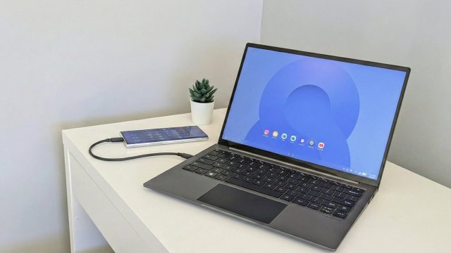 Ноутбук-пустышка NexDock вернулся. Зачем платить 18 тысяч за то, что у вас и так уже есть NexDock: обзор ноутбука-пустышки для смартфона | DGL.RU