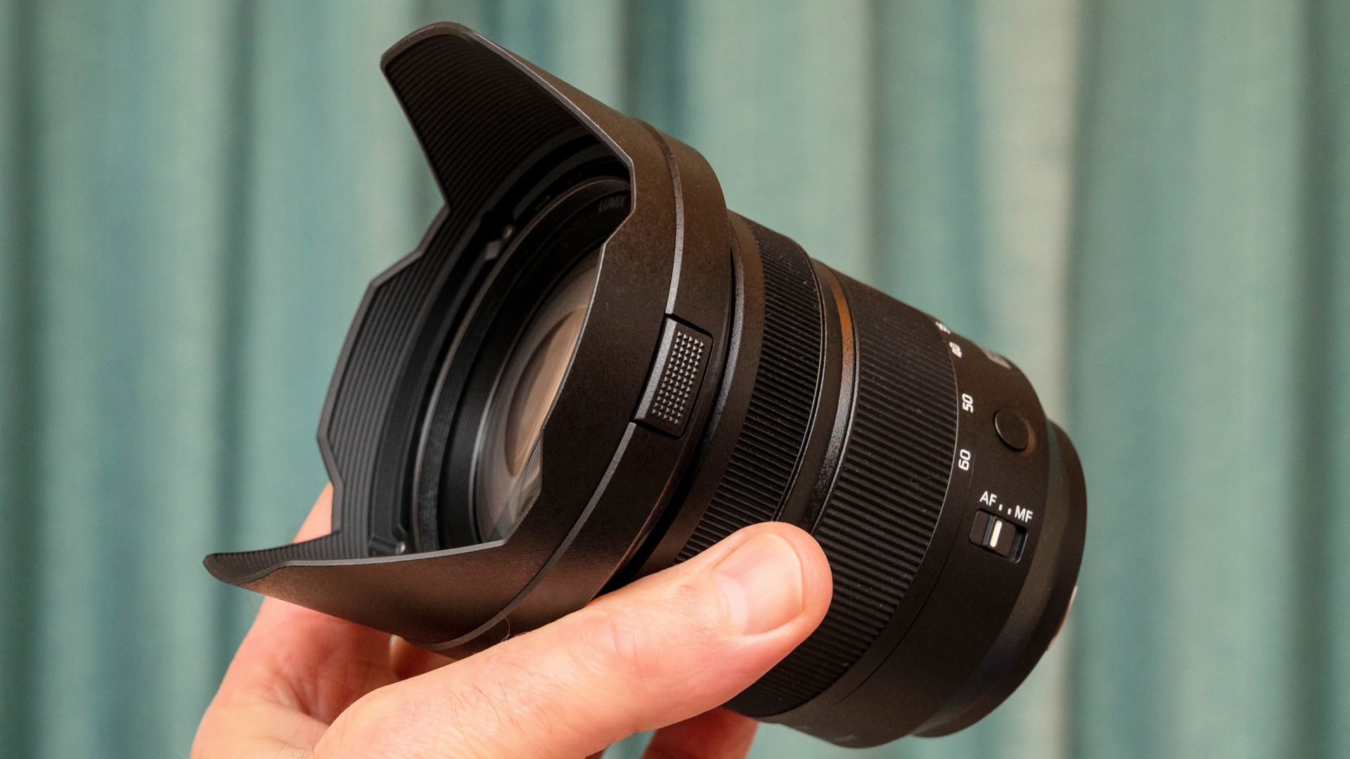 Объектив Panasonic Lumix S 24–60mm f/2.8 | DGL.RU